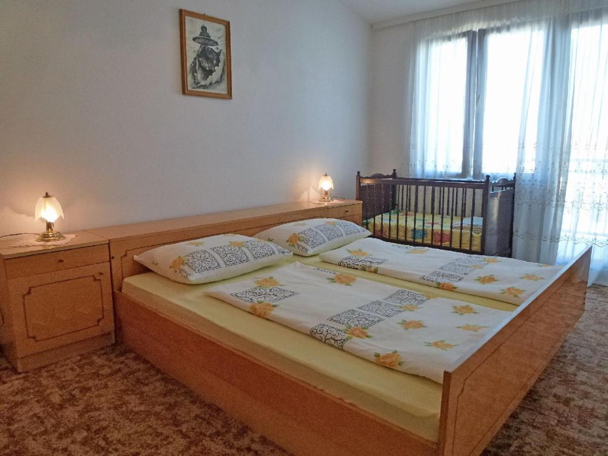 Apartment Milica Njivice Extérieur photo